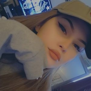 Meet your Posher, Tanesha